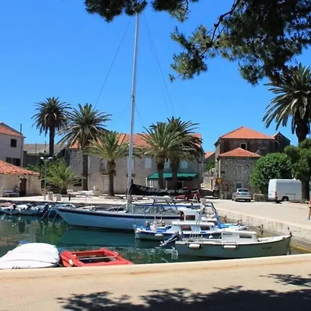 Manora 2 Bedroom Apartment *