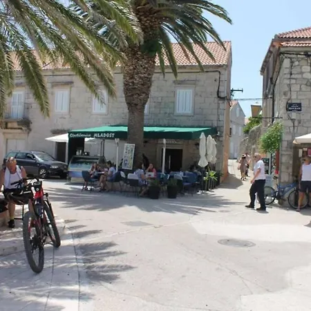 Manora 2 Bedroom Apartment *