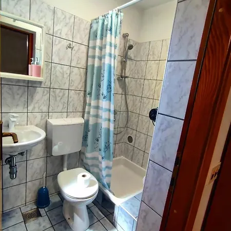 Manora 2 Bedroom Sućuraj