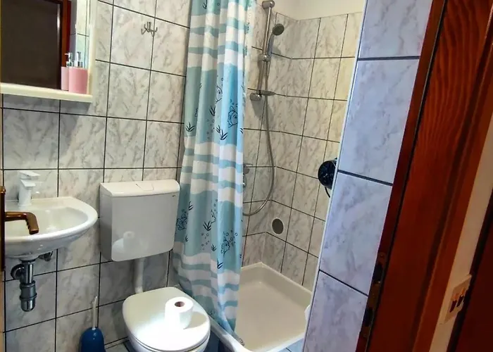 Manora 2 Bedroom Sućuraj