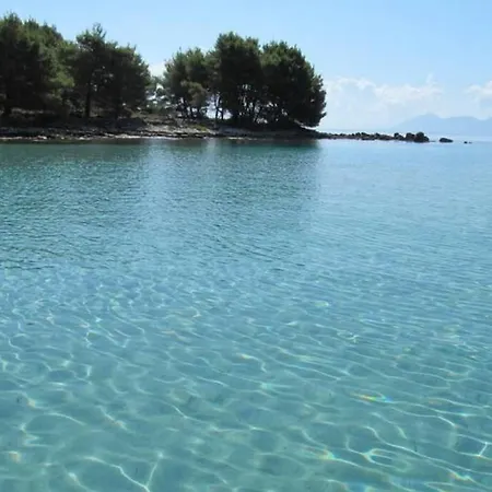 Manora 2 Bedroom Sućuraj